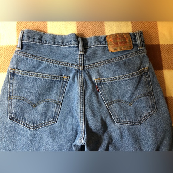 Levi’s 550 Jean - Picture 4 of 5